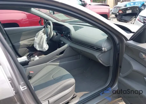 2021 Hyundai Elantra Sel z USA, uszkodzony, nr VIN KMHLN4AG6MU100485